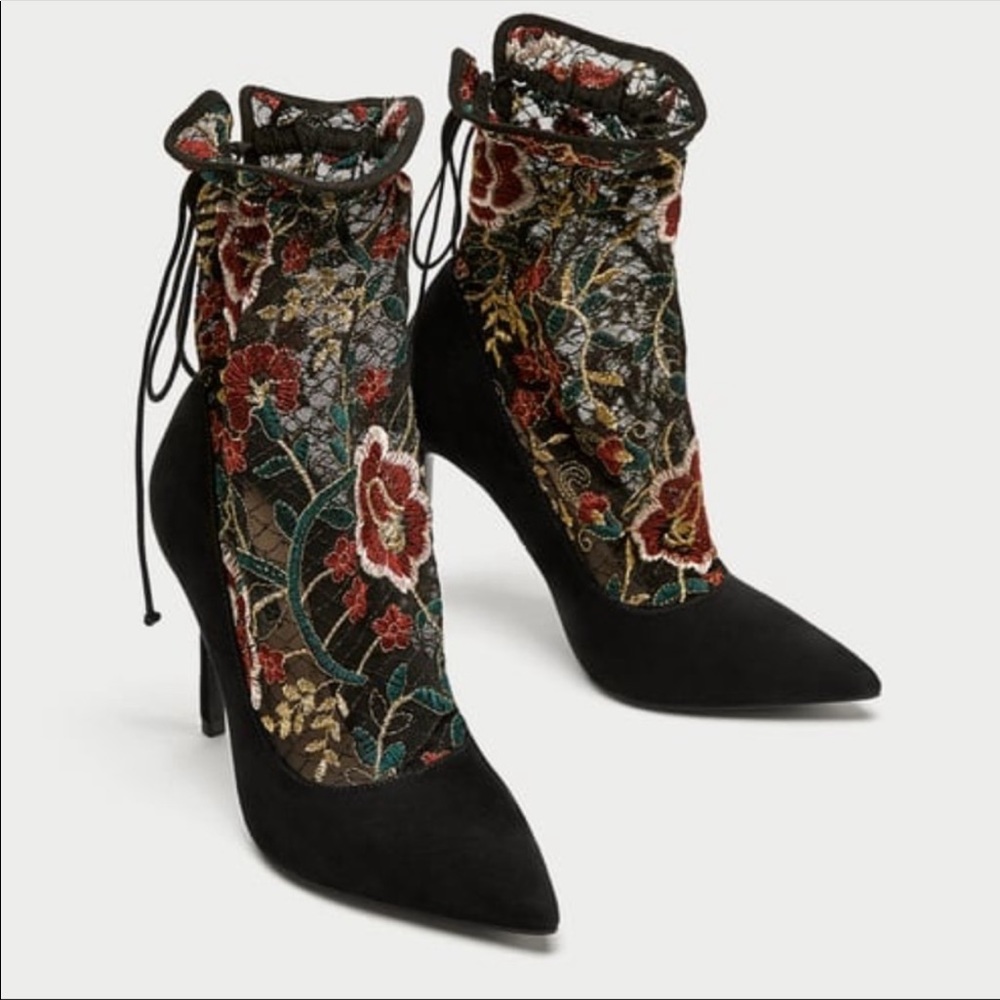 Zara black lace floral high heels 6.5